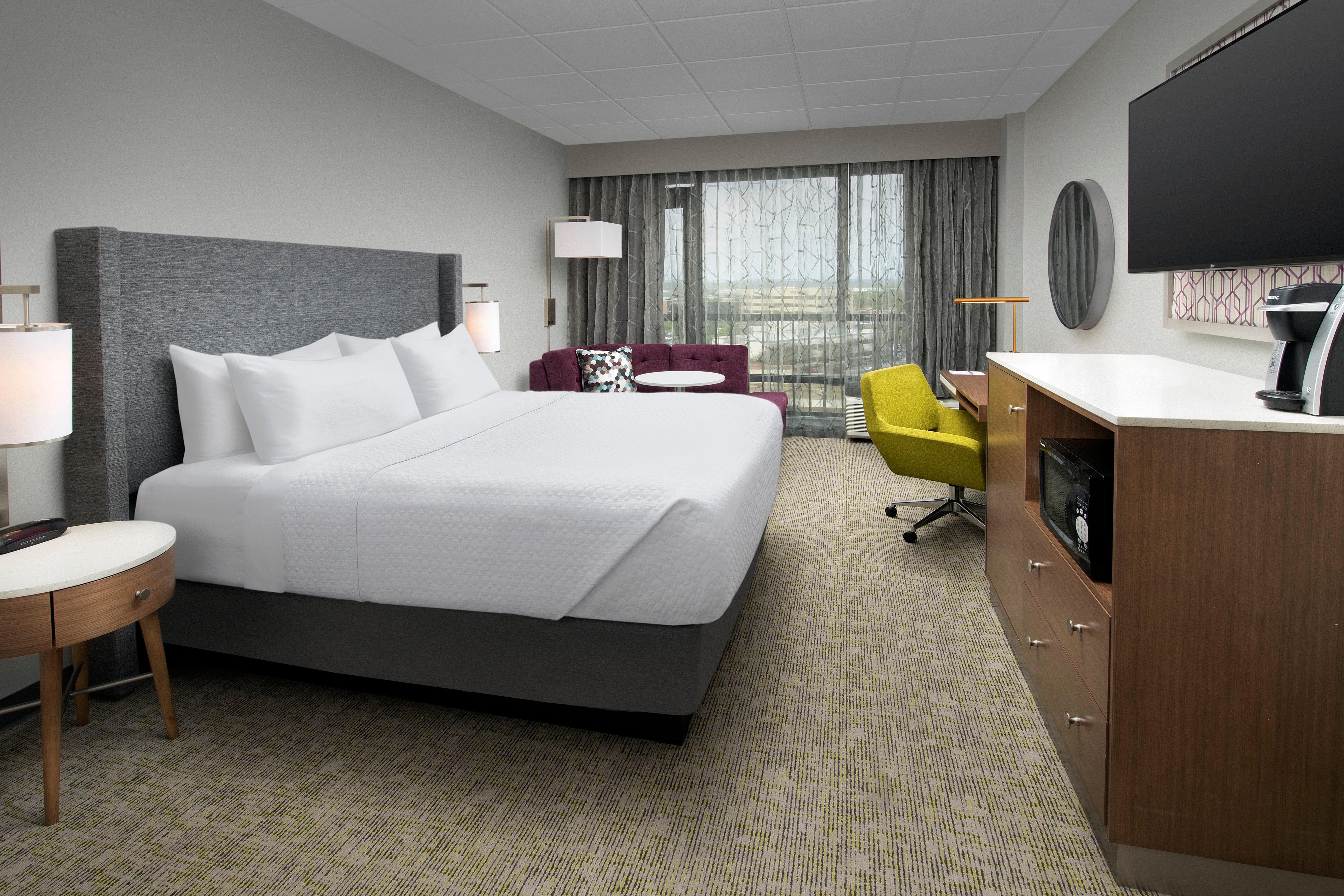 Crowne Plaza Airport By Ihg Hotel San Antonio
