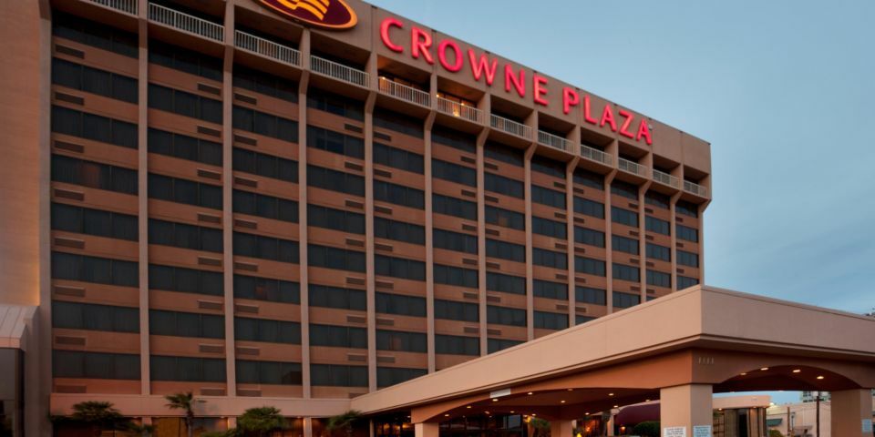 Crowne Plaza Airport By Ihg