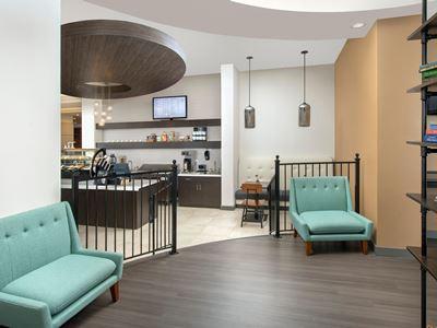 Crowne Plaza Airport By Ihg 4*