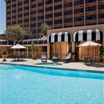 Crowne Plaza Airport By Ihg Hotel 4*